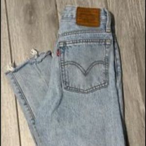 Levi’s size 24